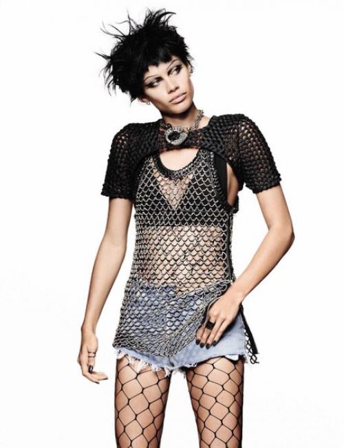 Por Amor Al Punk: Сара сампайо в фотосессии Джампаоло сгуры для Vogue Spain February 2016. 08