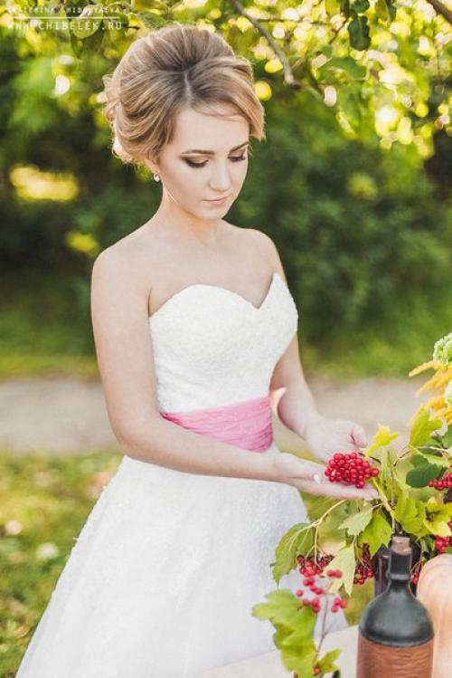 Милые дамы, предлагаю услуги по визажу и волосам. 06