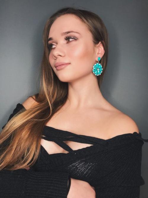 Красотки!  Решила побаловать вас подарочками, в честь нового года? 04