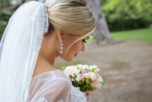 Мы считаем, что свадьба - это самое значимое торжество в жизни каждой девушки. 07