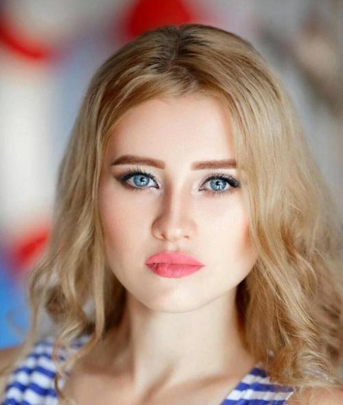 Ищу моделей на макияж, локоны/прически. 02