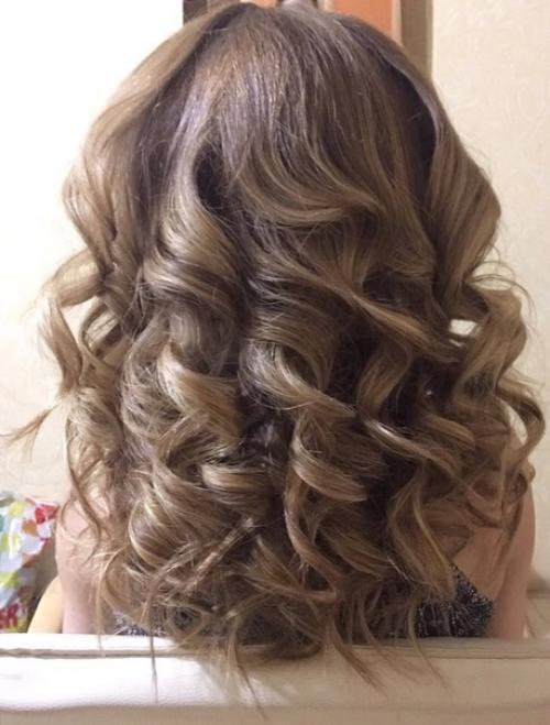 Предлагаю услуги визажиста - стилиста, выполняю все виды профессионального макияжа, свадебные и вечерние причёски. 07