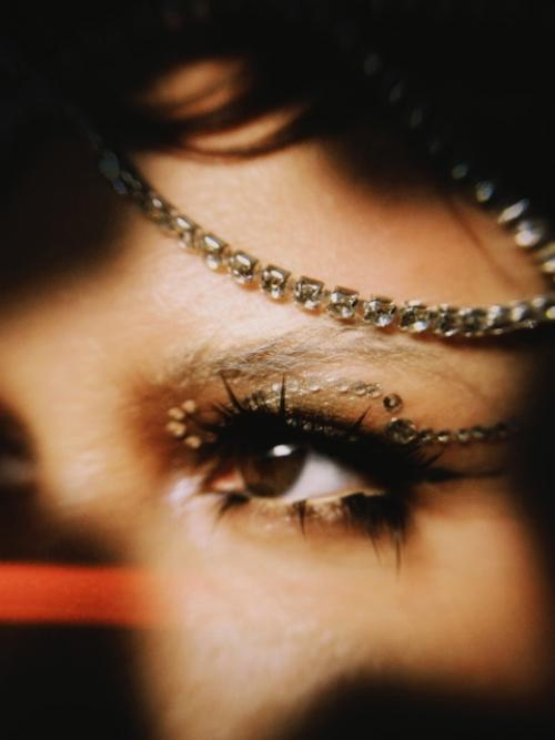 Когда речь идет о свадебном дне, каждая деталь имеет значение. 01