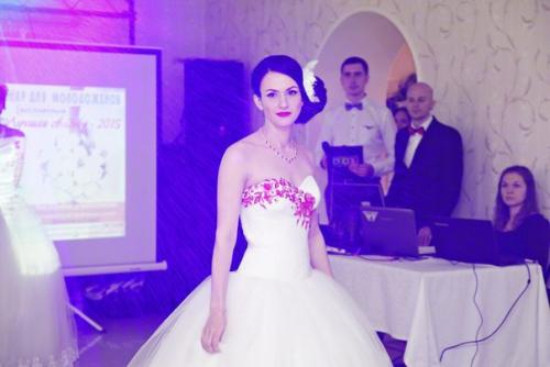 Женихи и невесты, мы приглашаем вас принять участие в свадебном семинаре лучшая свадьба -2016. 01