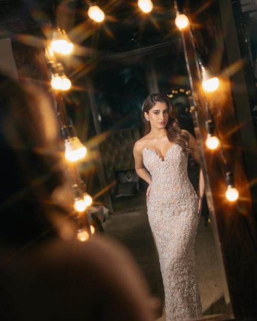 Образ Раши для премьеры фильма Azaad. 04