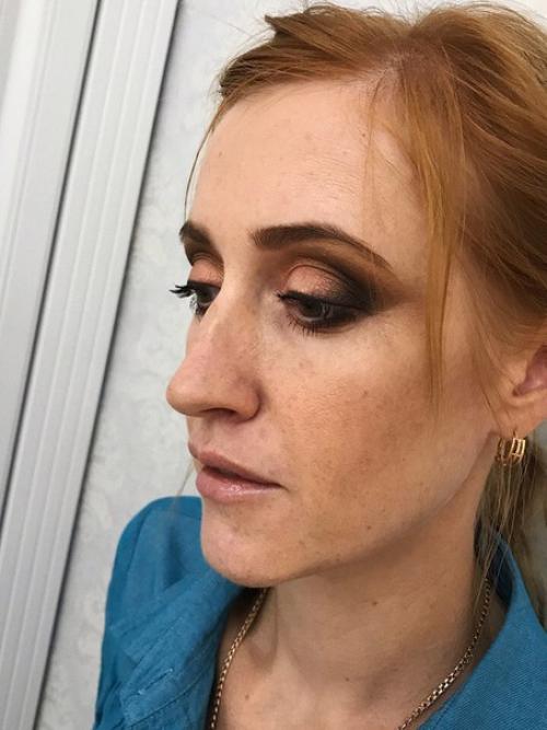 Модели на макияж нужны. 05