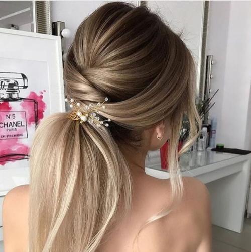 Всех приветствую?  Девочки, мне нужны модели для отработки полного образа, прическа + макияж? 03