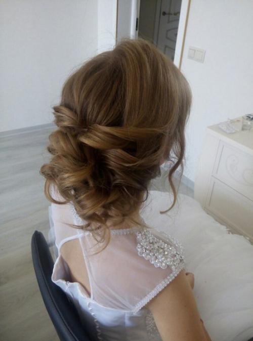 Услуги стилиста - визажиста в нашем салоне? 04