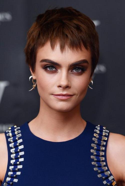 Кара теперь шатенка делевинь. 01 Кара теперь шатенка делевинь. 01