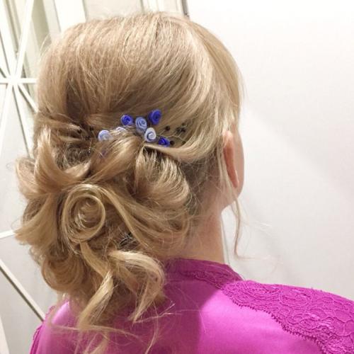 Услуги стилиста - визажиста в нашем салоне? 01