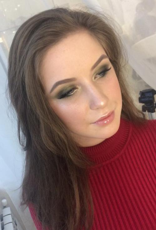 Дорогие девушки?  Я визажист - стилист по прическам! 01