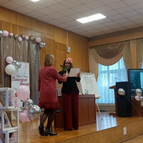 Три года являюсь партнером проекта Элегантный Возраст. 01