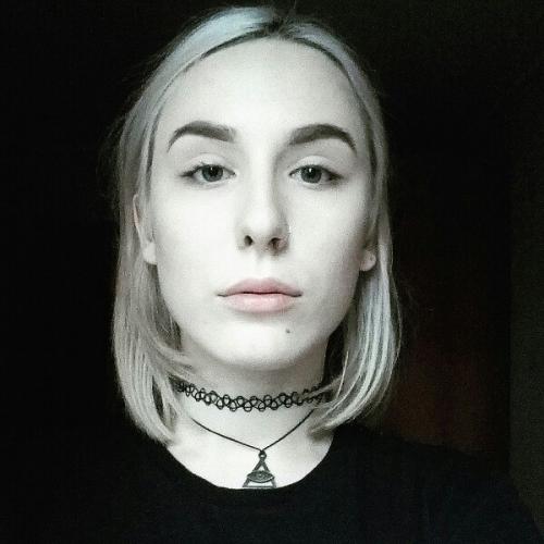 Ненавидела свой нос, узкие глаза и тонкие губы. 01