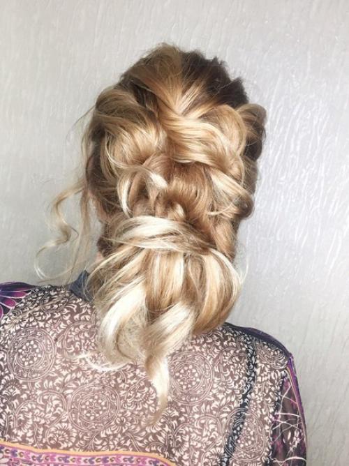 Услуги стилиста - визажиста в нашем салоне? 03