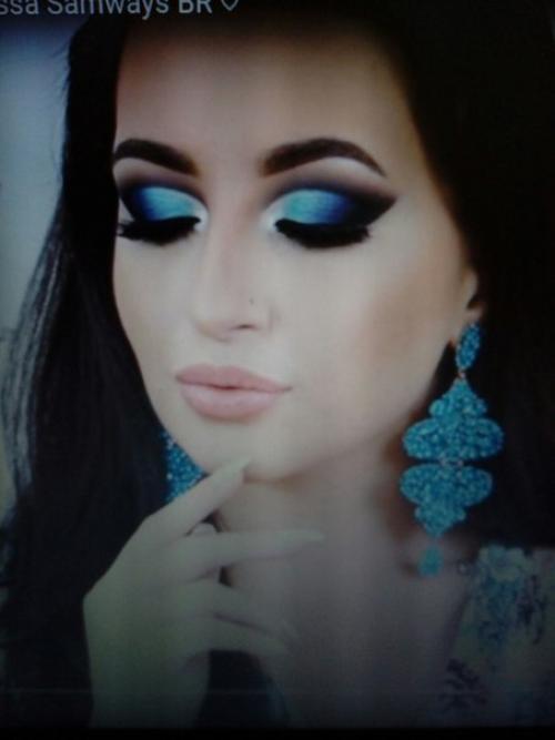 Милые девушки!  Наша команда: фотограф, визажист и стилист предлагают вам шикарный женственный образ на условиях ТФП. 01