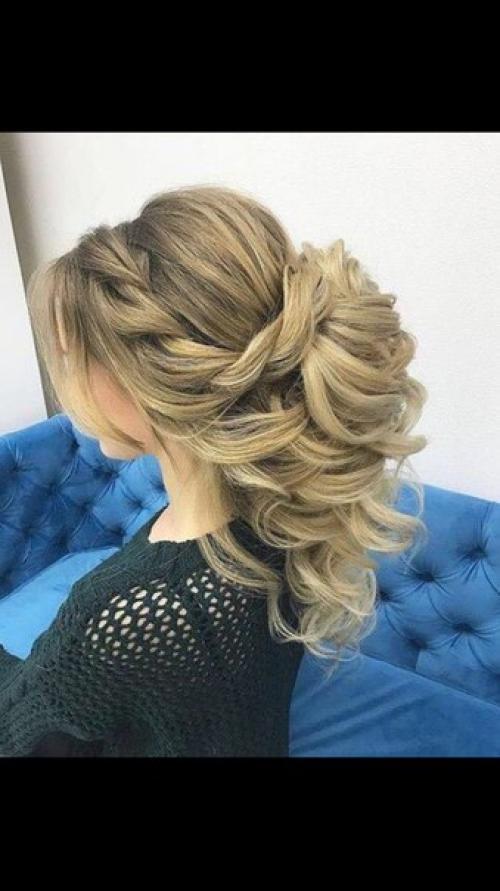 Дорогие девушки модель на прическу блондинка требуются. 05