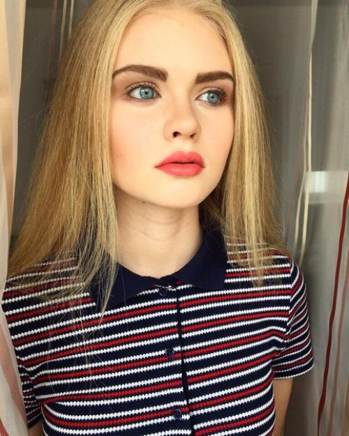 Пока все судорожно скупают метеориты герлен посмотрим на то, что уготовили нам другие марки. 02