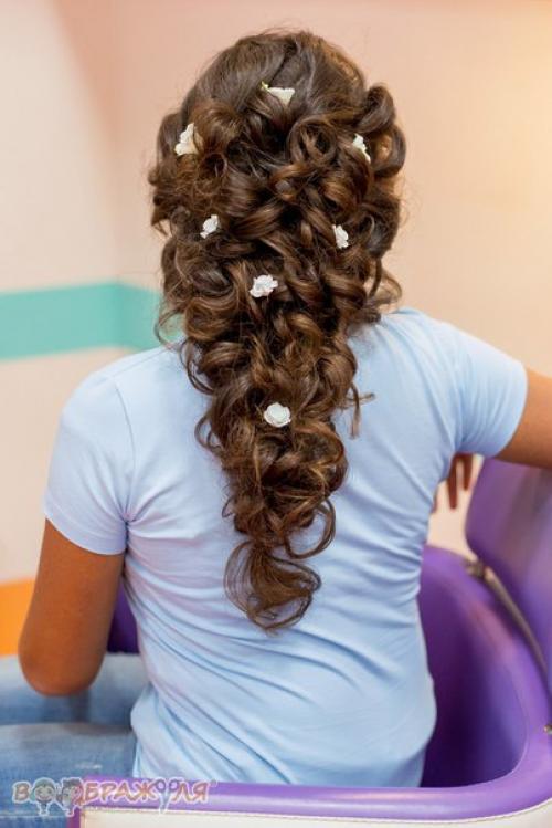 Где сделать красивую праздничную прическу? 01