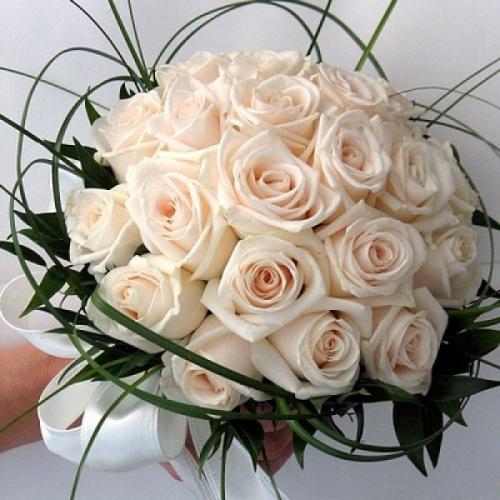 Как правильно выбрать свадебный букет невесты? 01 Как правильно выбрать свадебный букет невесты? 01