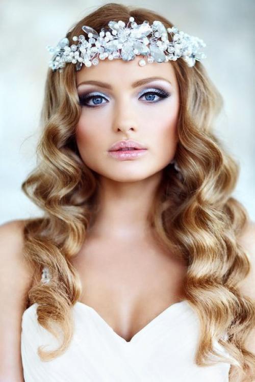 Фотограф и модель ищут визажиста и парикмахера на условиях TFP на 25. 01