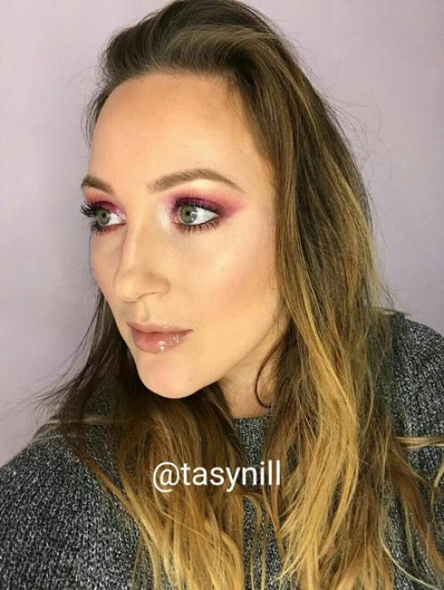 Дорогие девушки?  Предоставляю услуги стилиста - визажиста. 07