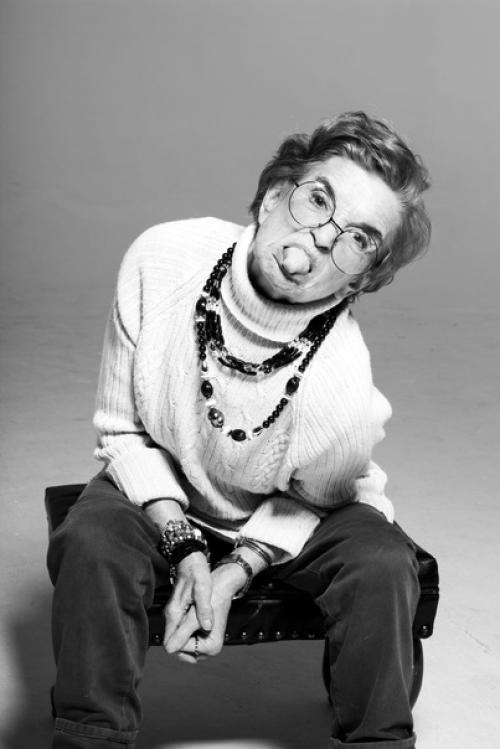 Кто скажет, что этой красотке 83? 04