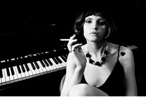 Продолжу про ассоциации с Анной Кариной. 02