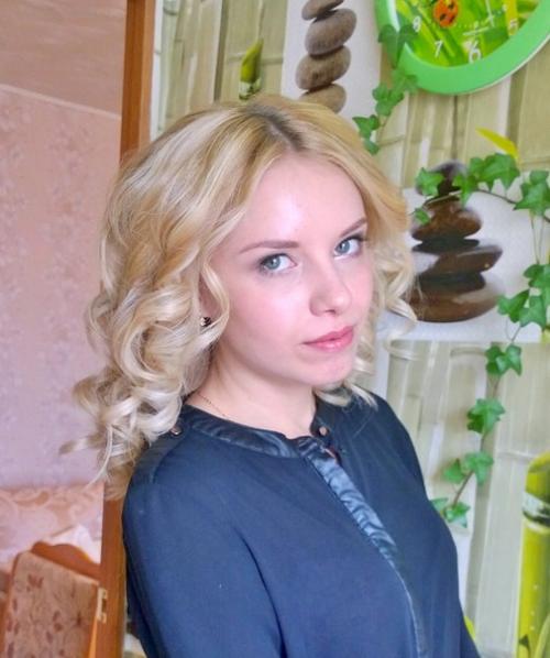 Макияж, прически, покрытие шеллак, цены от 700 руб. 03