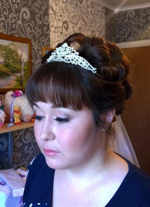 Макияж, прически, покрытие шеллак, цены от 700 руб. 05