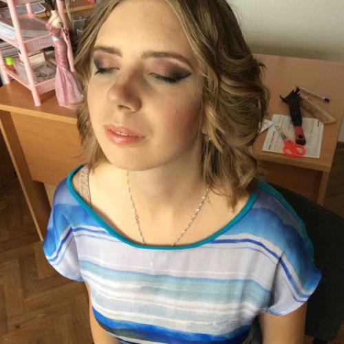 Дорогие девушки, пришла чреда предновогодних корпоративов, фотосессий и веселья? 02