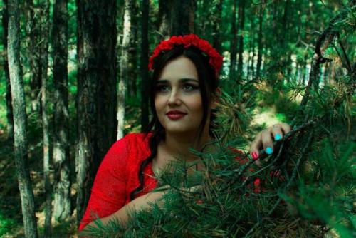 Дорогие девушки, пришла чреда предновогодних корпоративов, фотосессий и веселья? 05