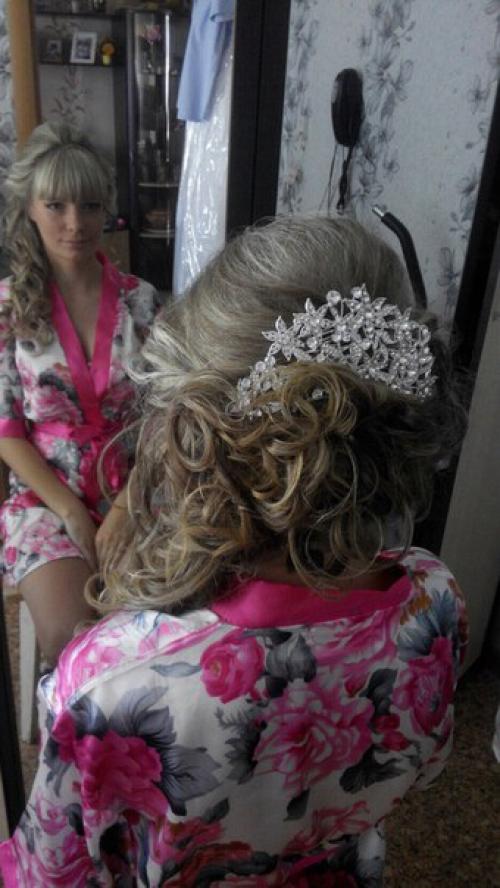 Дорогие красавицы спешите записаться на прическу и макияж по низкой цене? 06