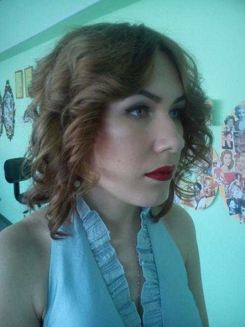 Девушки - красавицы, меня зовут Ирина и я рада предложить вам свои услуги парикмахера с выездом на дом! 03