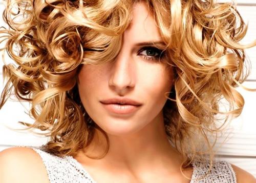 Вы уже выбрали красивое платье, сделали макияж, но образ кажется каким-то незаконченным? 03