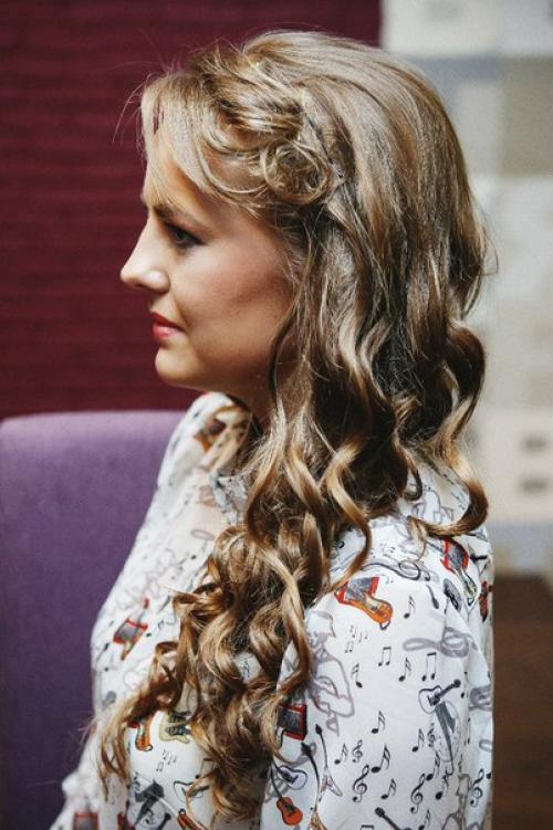 Милые девушки!  Приглашаю на макияж и прически. 03