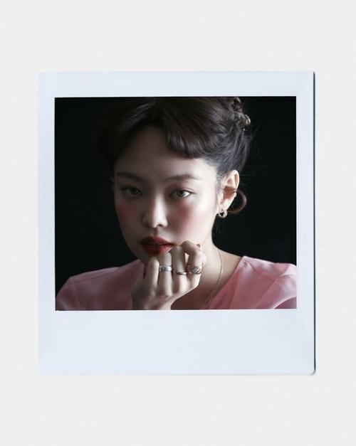 Дженни для мартовского выпуска Vogue Korea. 03