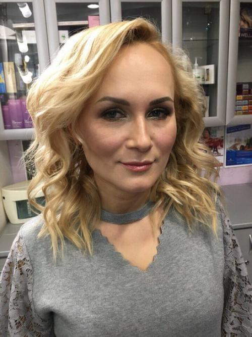 Милые дамы, мы приглашаем вас на прическу и макияж в феврале. 03