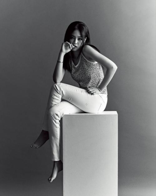 Magazine@Blackpinkjennie x Blackpink x Jennie. 02