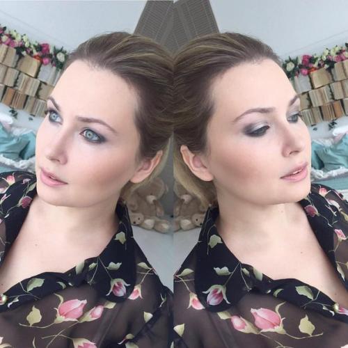 Визажист - стилист.  Делаю любой макияж от дневного до вечернего, прически от локонов до собранных. 05