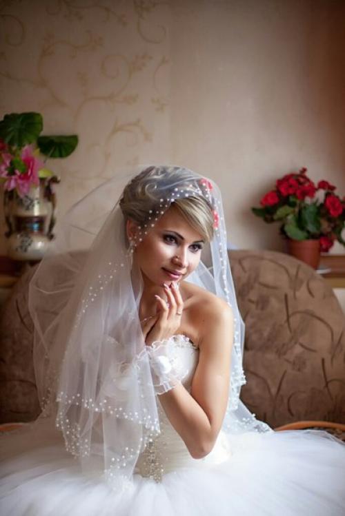 Свадебные и вечерние прически, макияж. 01