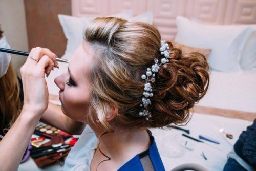 Девушки!  Таким образом, если у вас свадьба, корпаратив, выпускной, день рождение, или другой значимый для вас праздник, то вам к нам? 06