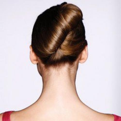 Вы уже определились с нарядом, списком блюд, запаслись продуктами, нарядной скатертью и даже романтическими свечками и оригинальными открытками? 05