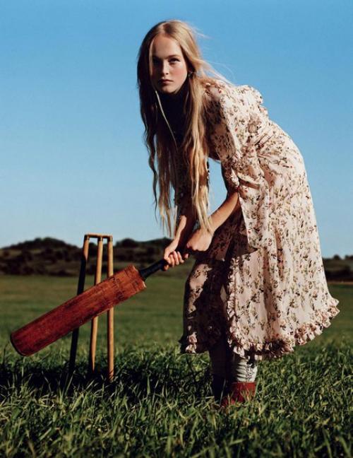 Country Life: джин Кэмпбелл в фотосессии аласдера маклеллана для Vogue UK March 2016. 05