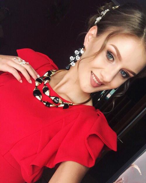 Свадьба - одно из самых запоминающихся событий в жизни каждой девушки. 01