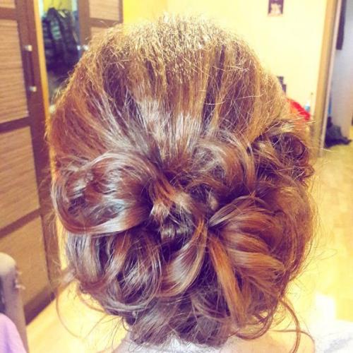 Красотки?  Знаю, что в особенные дни вашей жизни хочется быть красивой как никогда. 03