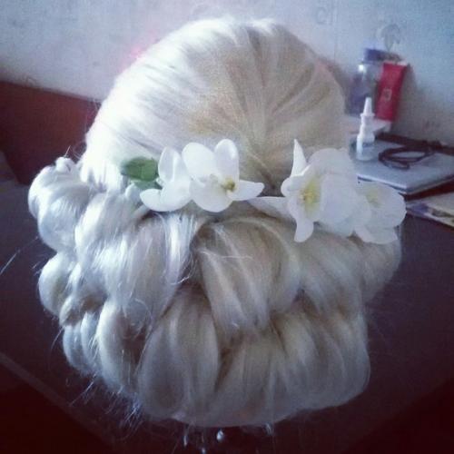 Я могу собрать на свадьбу, вечеринку или фотосессию. 02