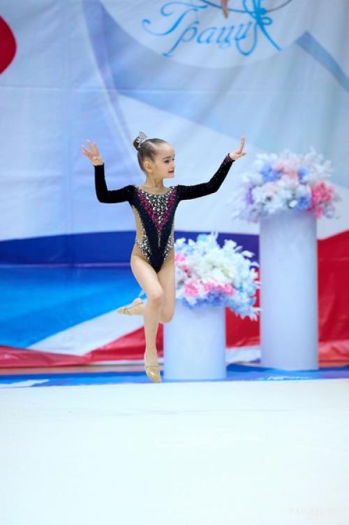 Ли артистичность в гимнастике важна? 09 Ли артистичность в гимнастике важна? 09