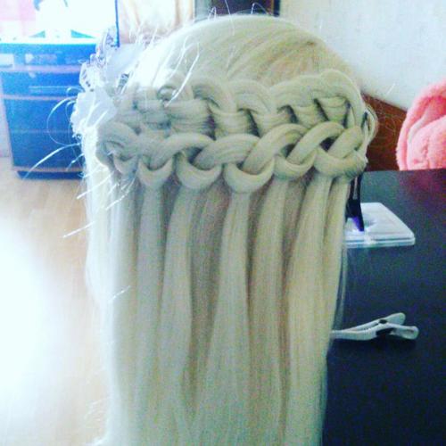 Я могу собрать на свадьбу, вечеринку или фотосессию. 03