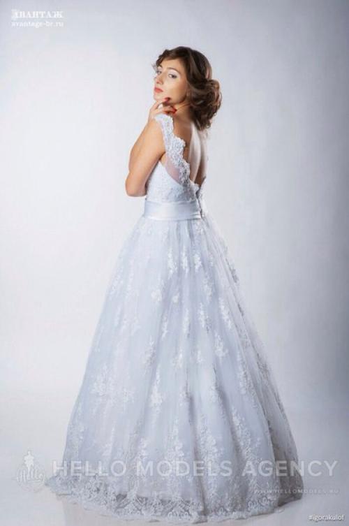 Профессиональные свадебные прически и макияж. 01