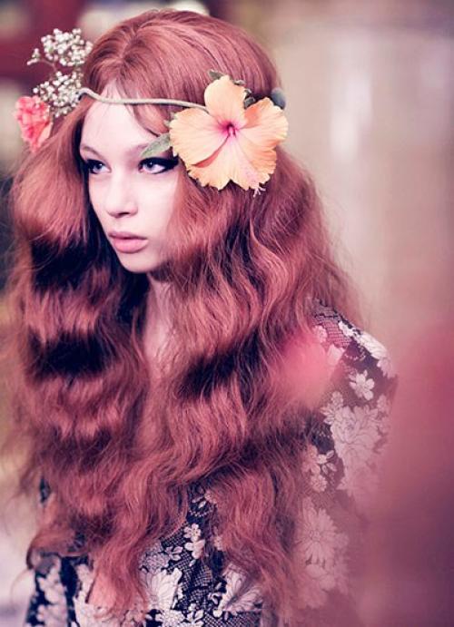 Модные прически весны 2015 в стиле 70-х. 05